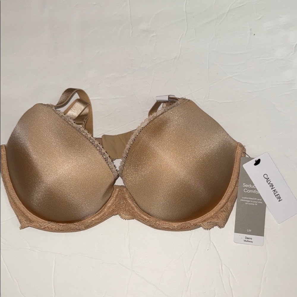 NWT Calvin Klein Seductive Comfort Lace Demi Multi-way Bra QF1444 Bare 36C